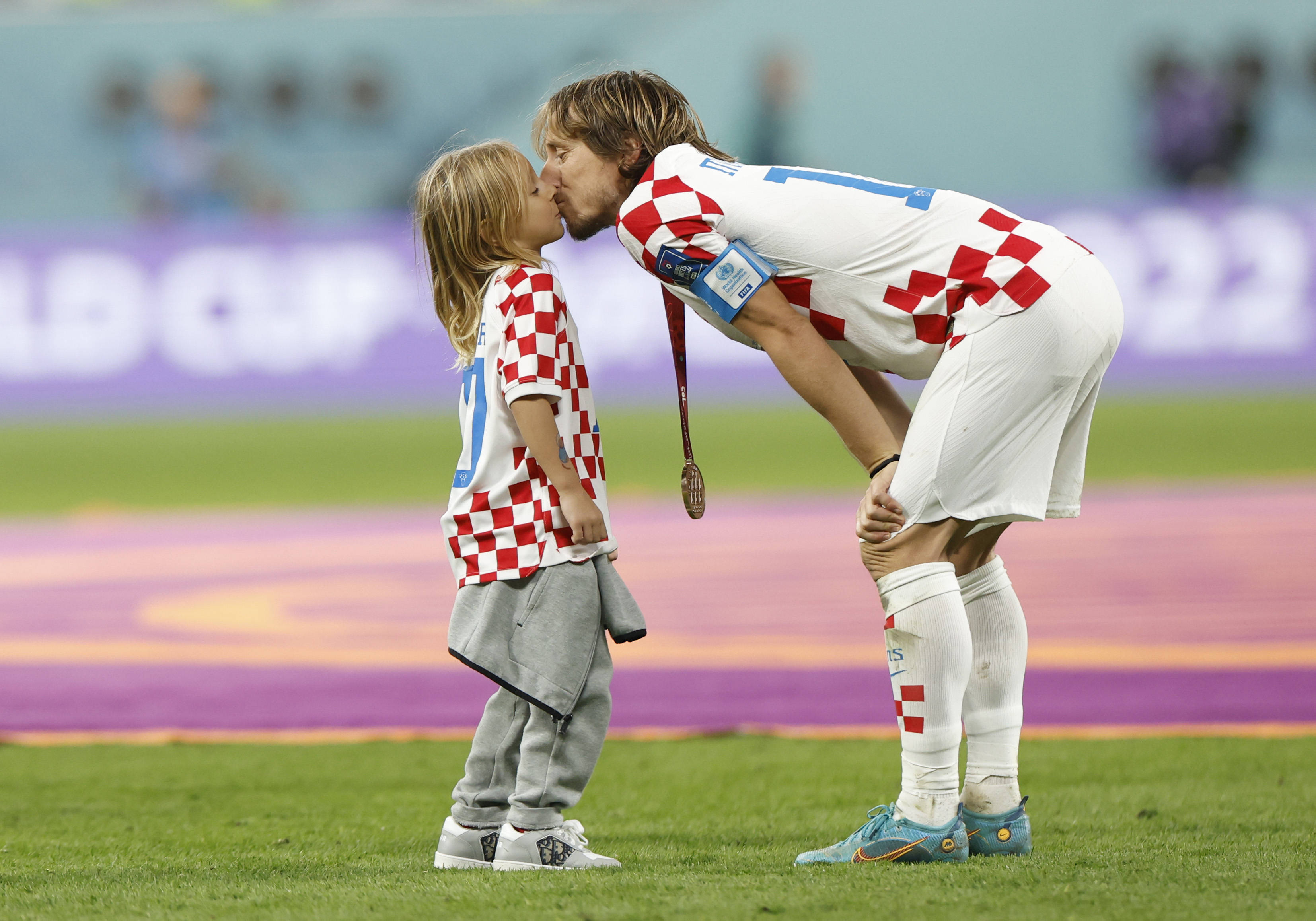 英格兰爆冷克罗地亚，格拉利什惊艳世界的简单介绍