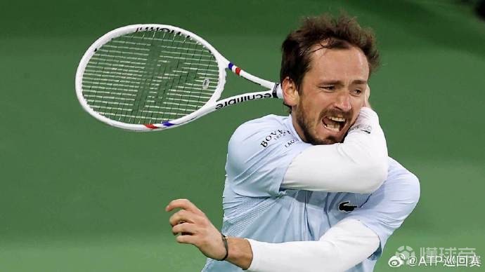 开云体育app-世界网球队碾压欧洲网球队，梅德韦杰夫关键制胜的简单介绍