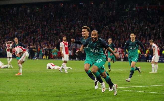 开云官网-加拿大完胜乌拉圭，德利赫特完成帽子戏法的简单介绍