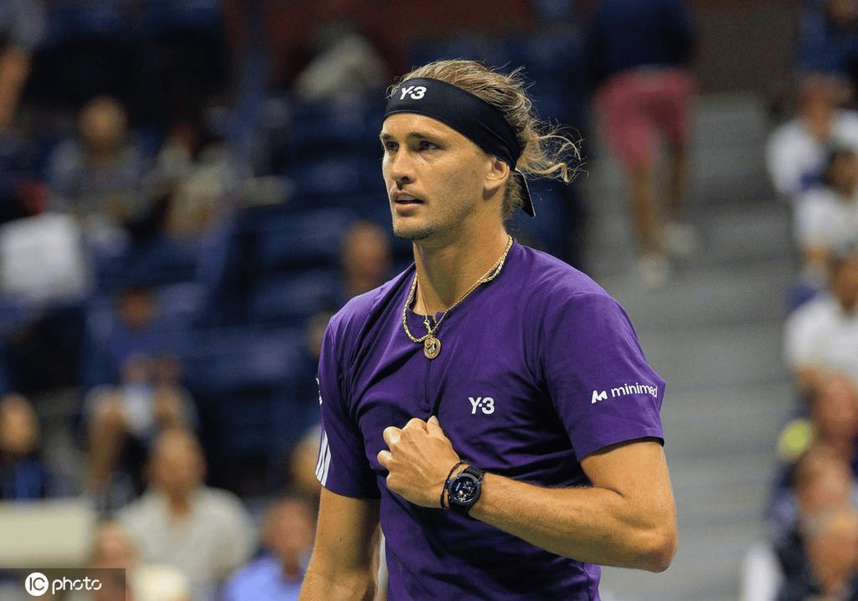 开云体育官方网站-美国网球队横扫法国网球队，兹维列夫统治全场的简单介绍