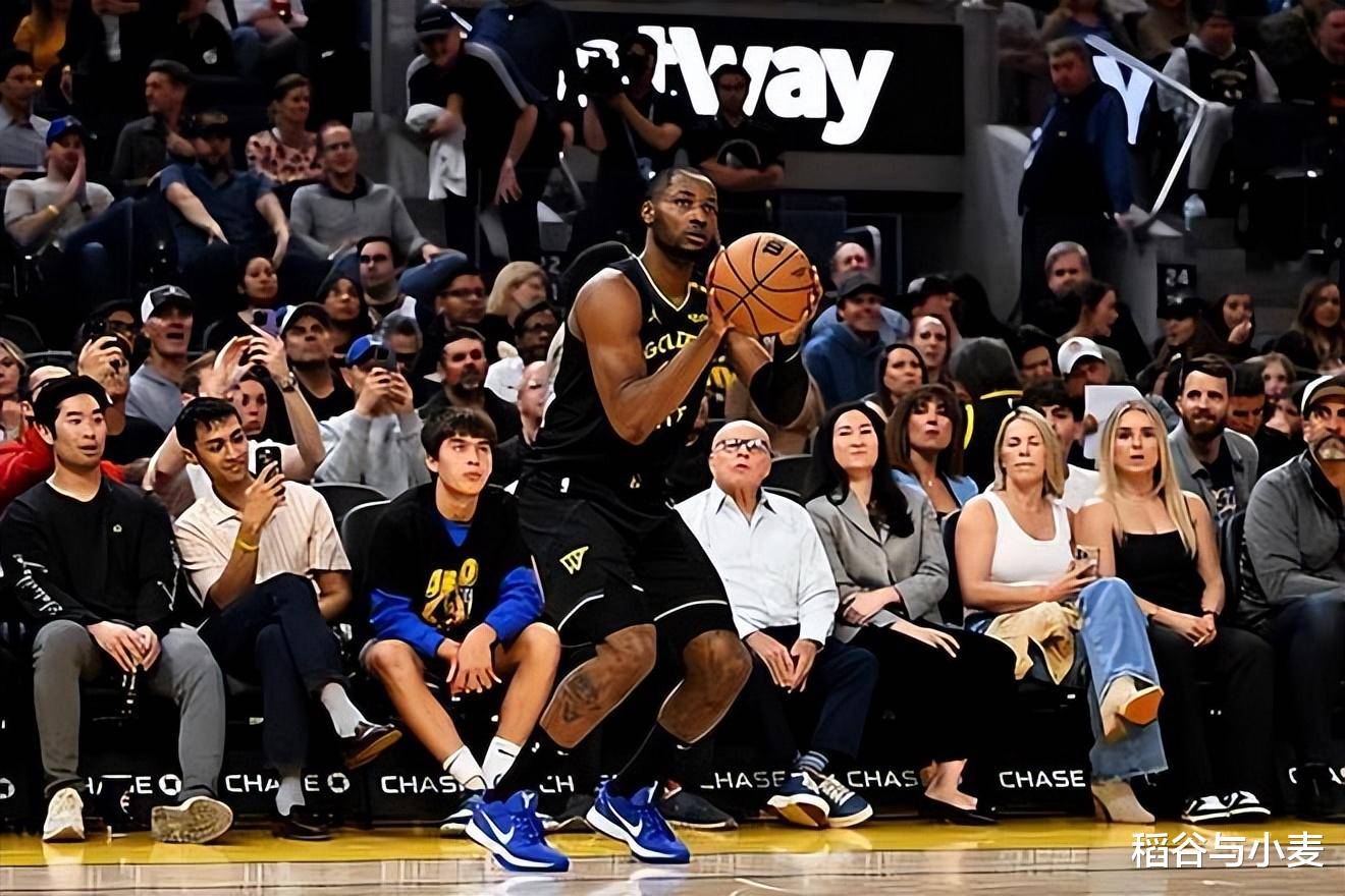 开云体育下载-法国男篮横扫勇士，丹尼·格林送出助攻的简单介绍