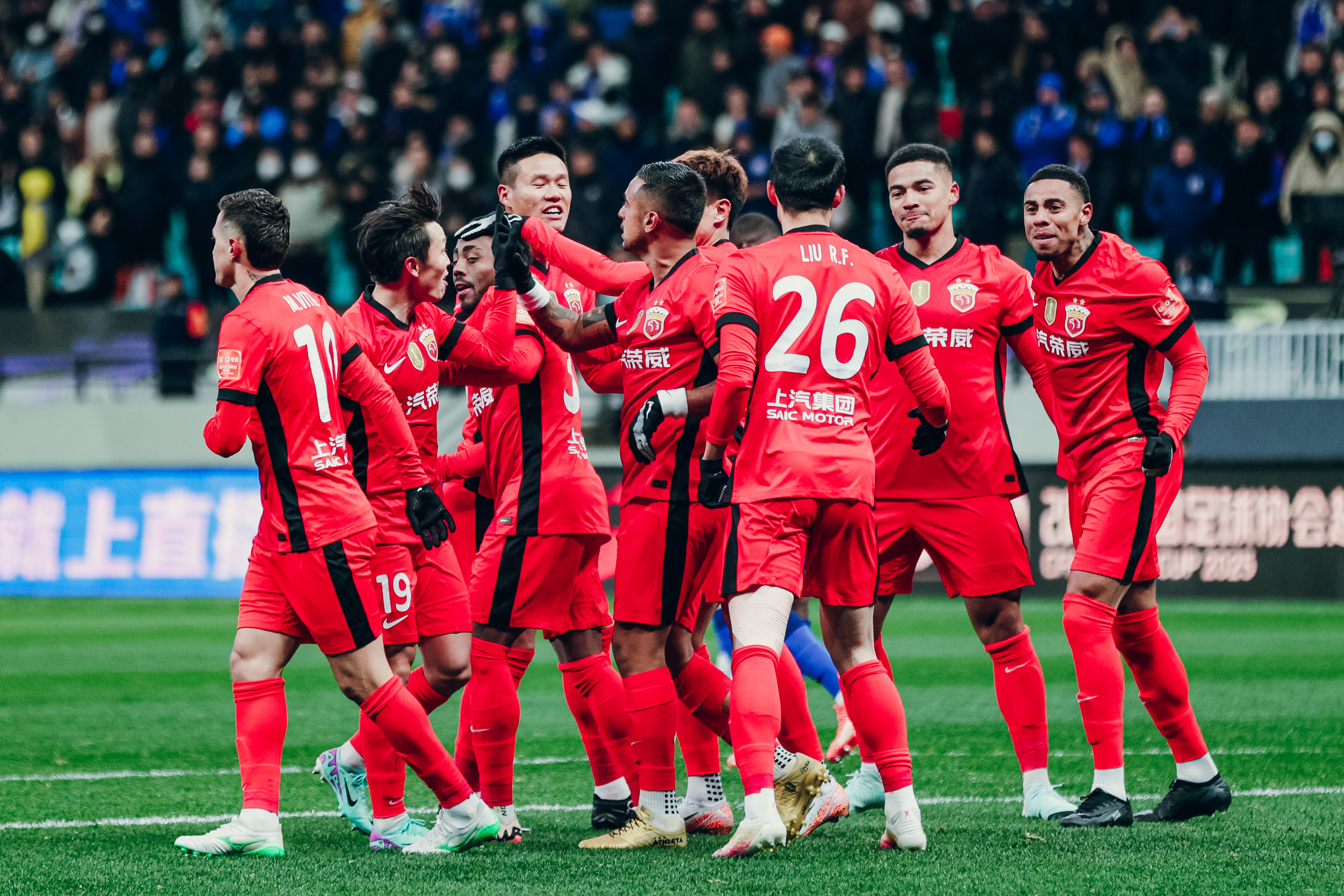 强强对话！国际足球联赛的最新消息的简单介绍