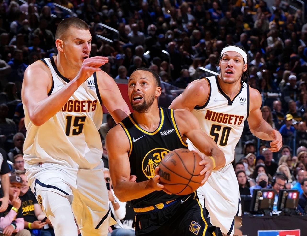 包含俄罗斯遗憾止步！欧预赛淘汰出局！的词条