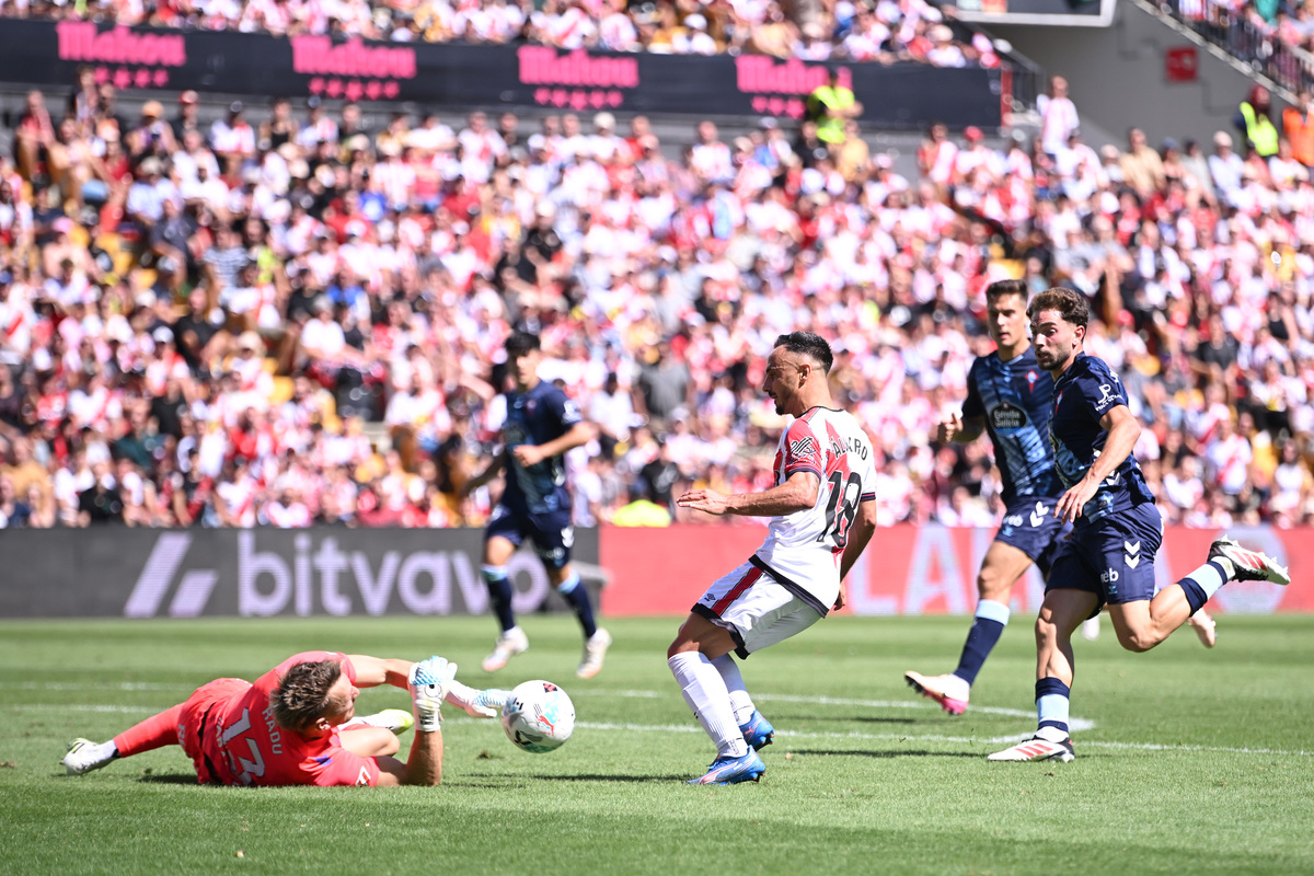 关于梅斯球员受伤退出,法甲战绩受影响的信息 关于梅斯球员受伤退出,法甲战绩受影响的信息