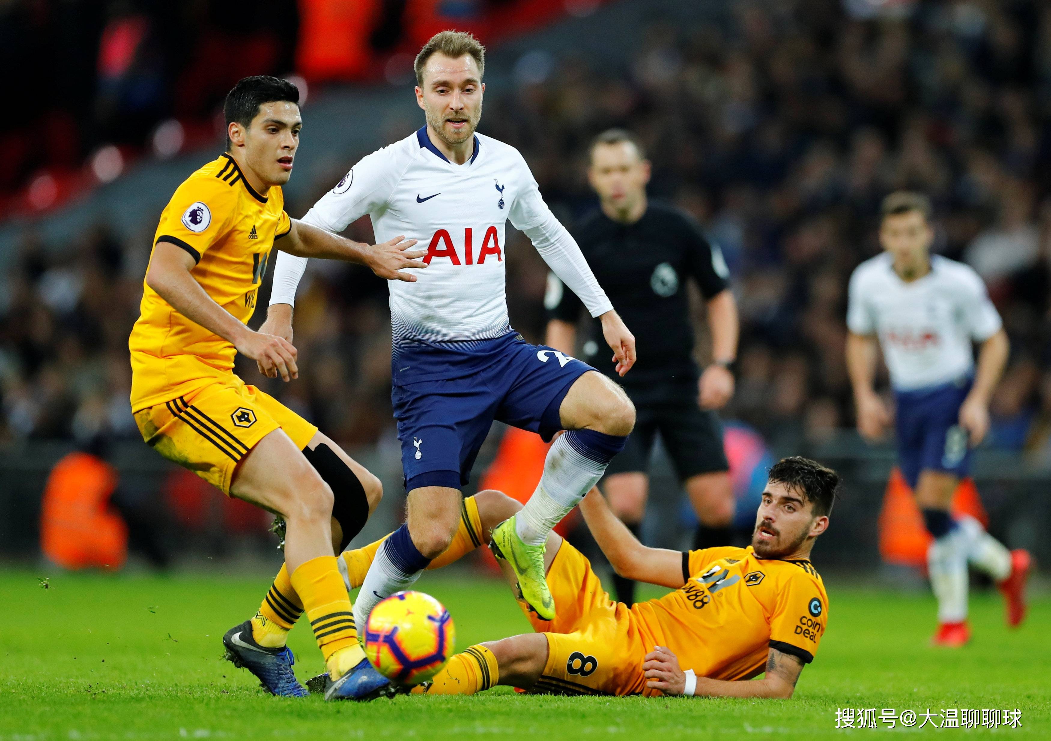 关于伯恩茅斯主场遭遇逆转，遗憾输球的信息