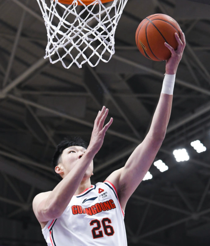 凯尔特人险胜爵士，周琦高光表现的简单介绍