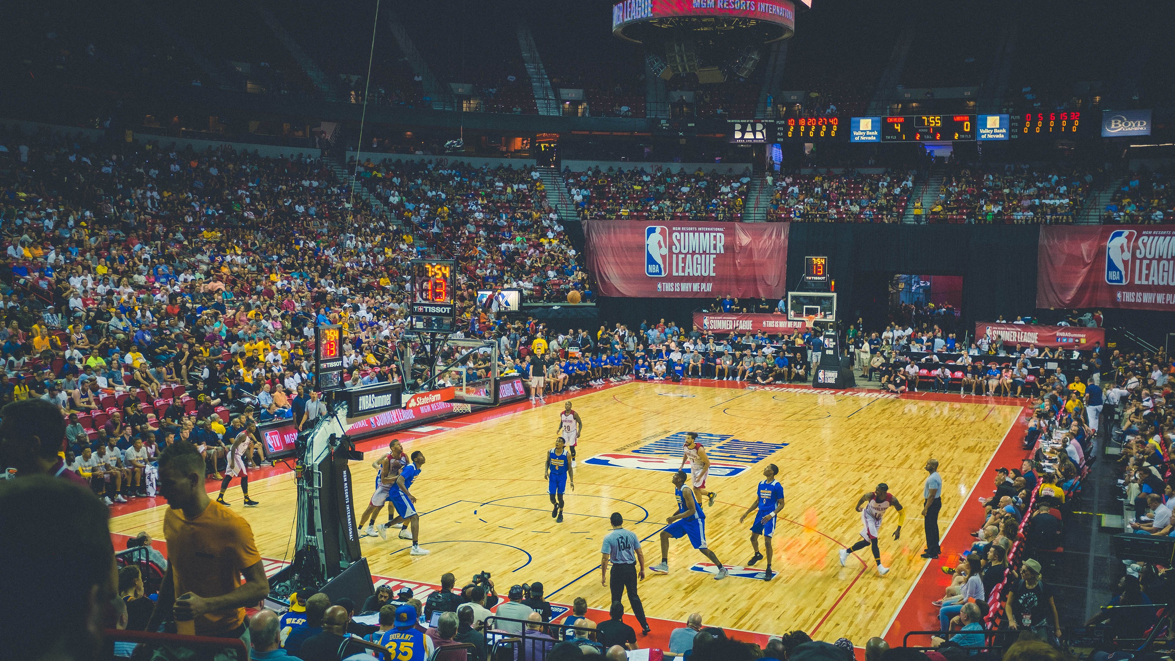 小贾伦冠军级表现难救主，马刺决胜局强势带走步行者