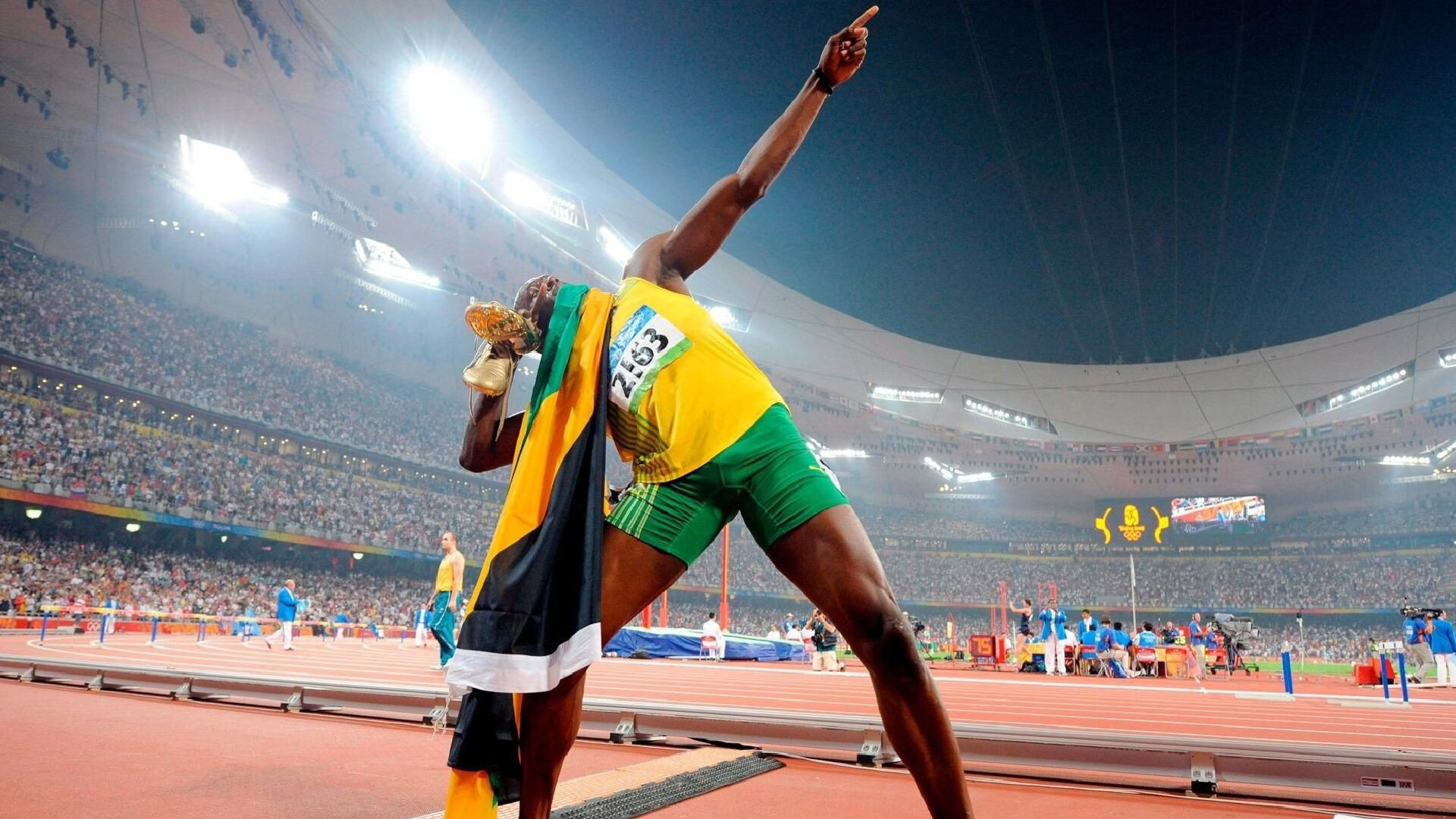 开云体育直播-武切维奇统治全场,骑士压制魔术,一场内线霸权与团队胜利的较量