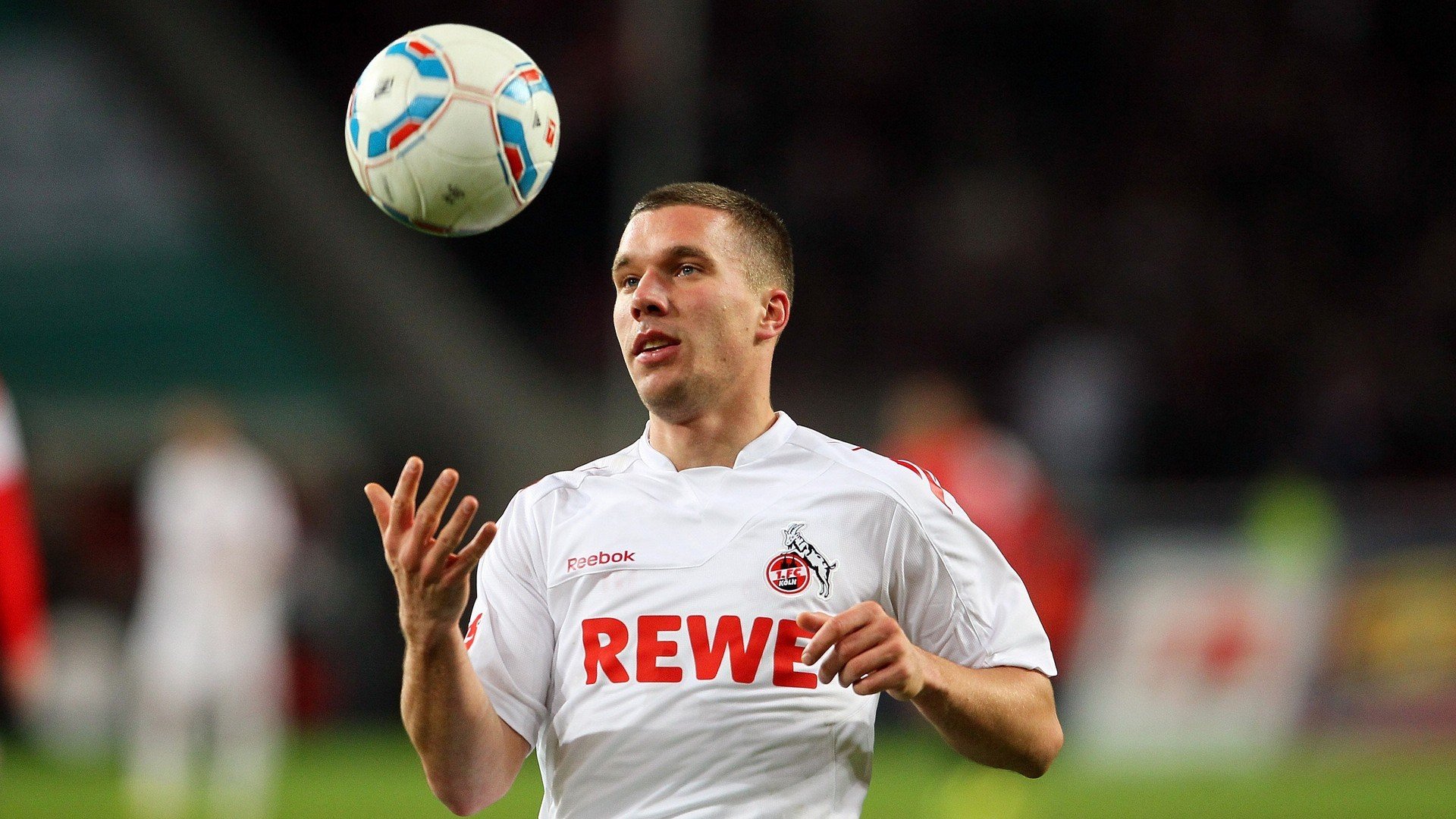 墨西哥鏖战罗马，卡瓦哈尔状态火热，诠释现代边卫的攻防艺术